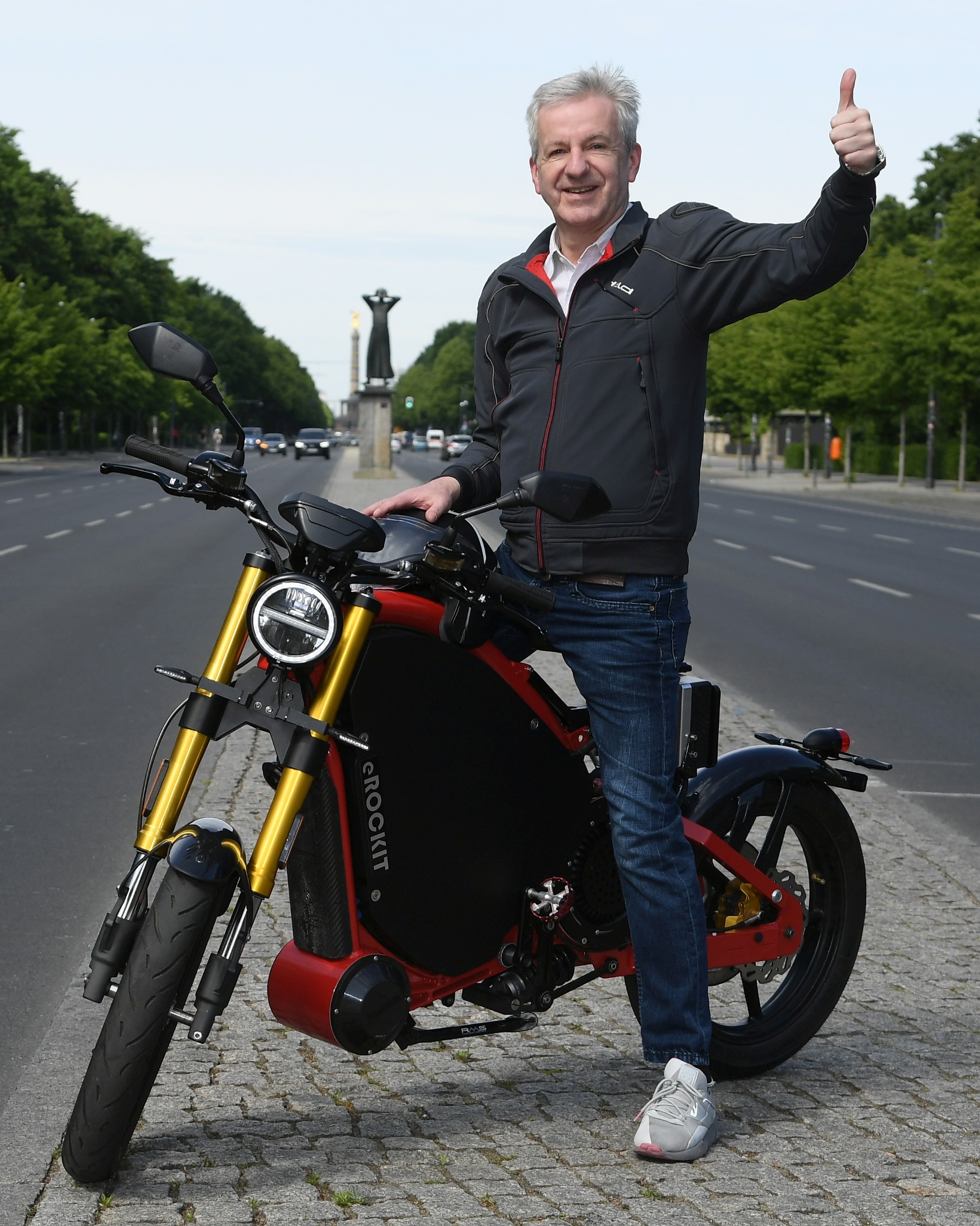 Juri Reetz Pressefoto Berlin 10405 Berlin Immanuelkirchstr 20 / 01785368455